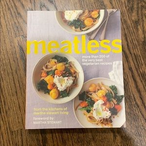 BRAND NEW Meatless By Martha Stewart
